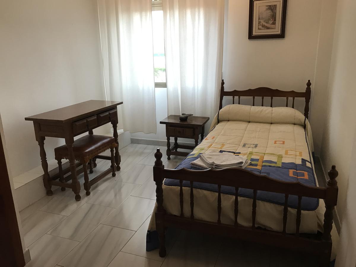 Hostal Restaurante Rufino Berlanga Bagian luar foto