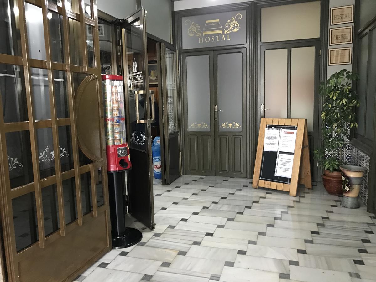 Hostal Restaurante Rufino Berlanga Bagian luar foto