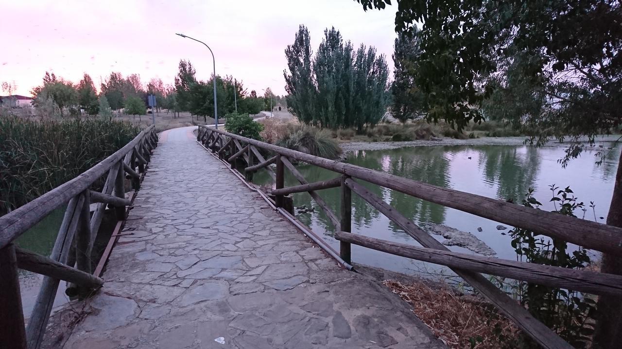 Hostal Restaurante Rufino Berlanga Bagian luar foto