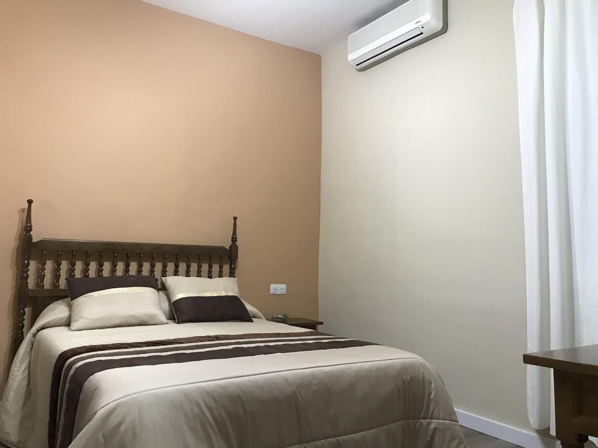 Hostal Restaurante Rufino Berlanga Bagian luar foto