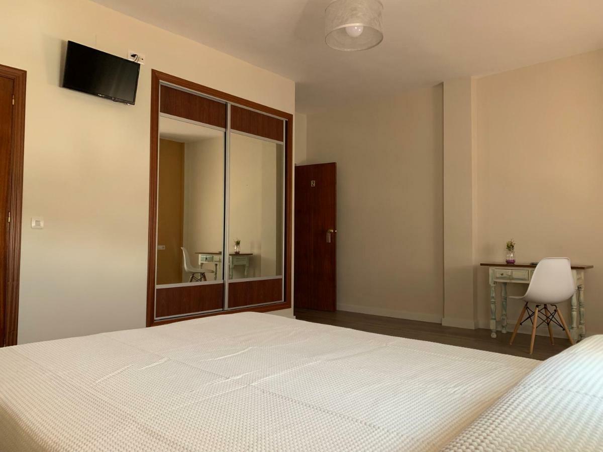 Hostal Restaurante Rufino Berlanga Bagian luar foto